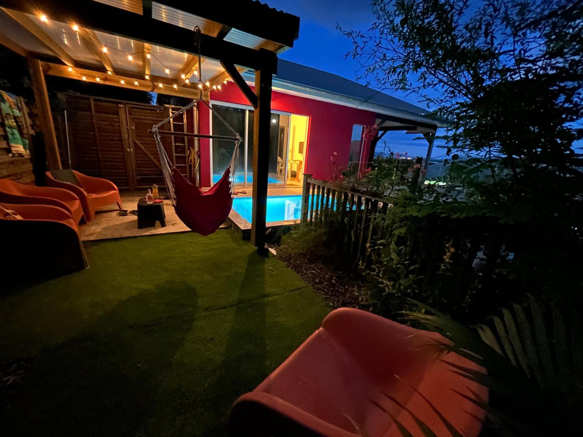 La Villa Jalna Grenadine Deux Chambres Et Piscine Privee Ле Троа-Илет Екстериор снимка