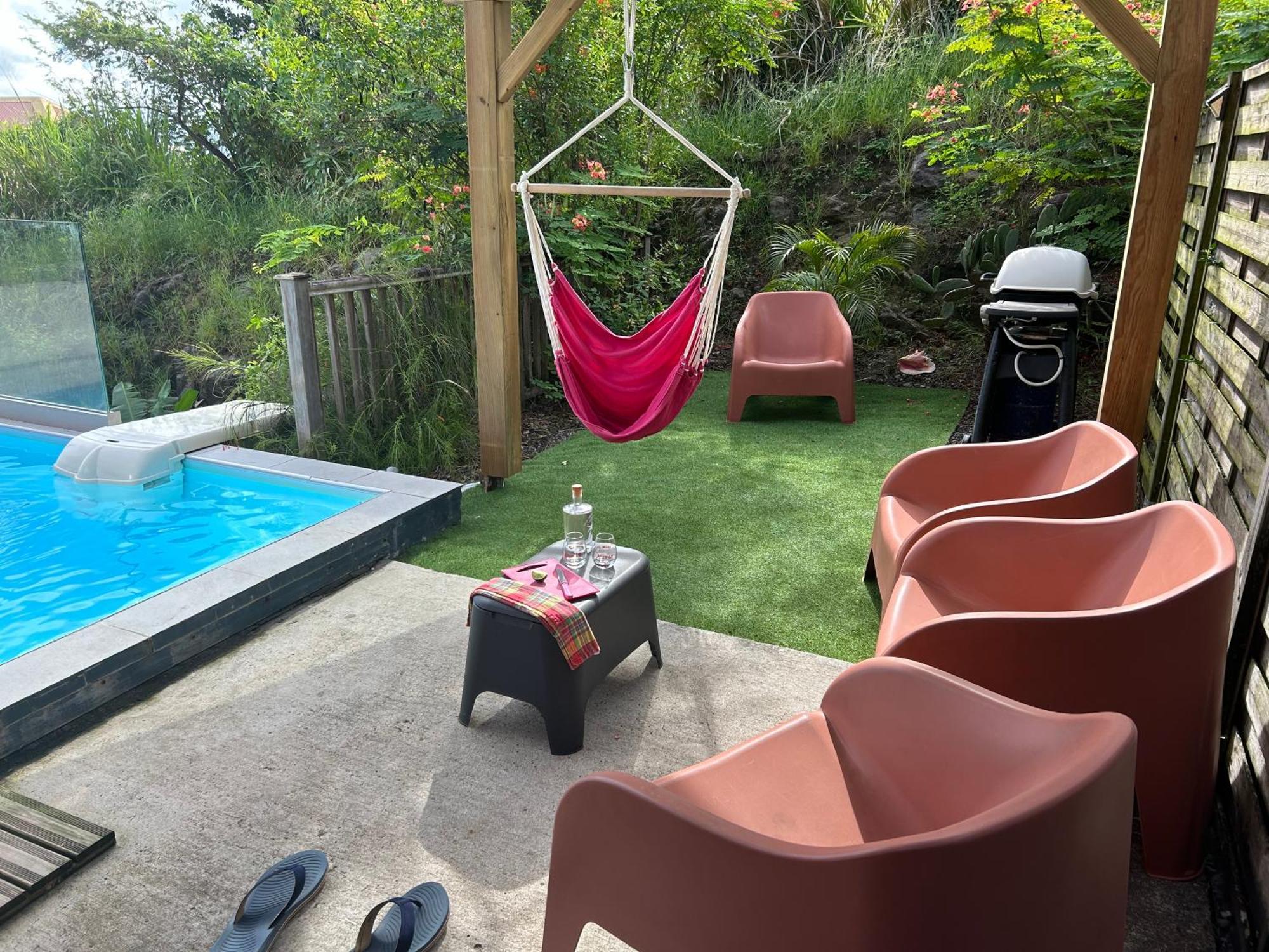 La Villa Jalna Grenadine Deux Chambres Et Piscine Privee Ле Троа-Илет Екстериор снимка